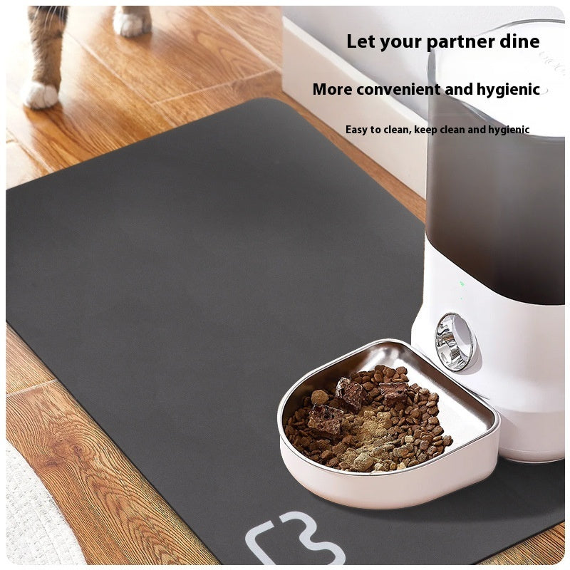 Simple, Stylish, and Washable – The Perfect Pet Mat!